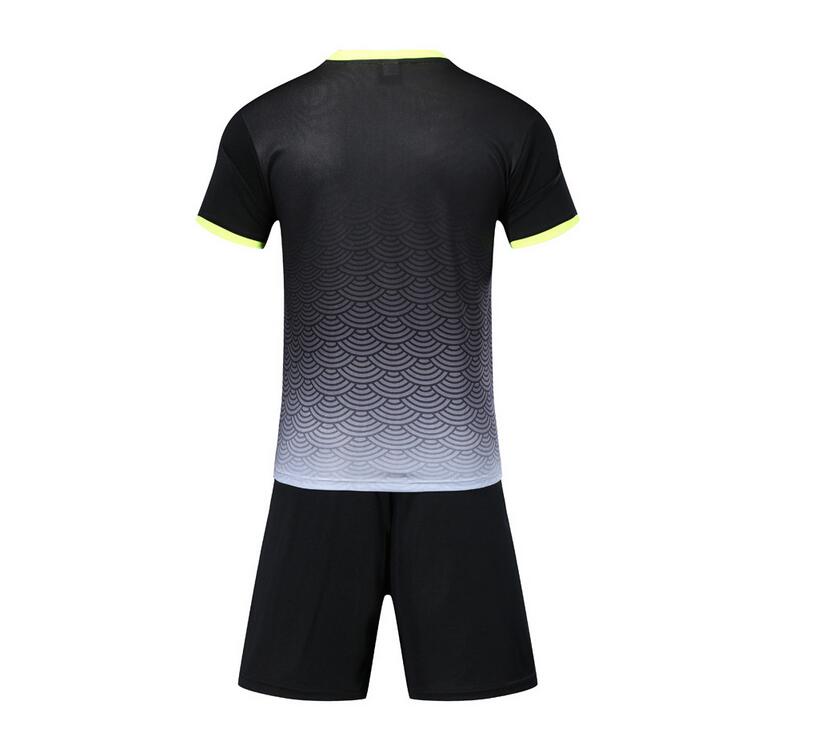 wholesale football men women kids custom clothing retail(22)